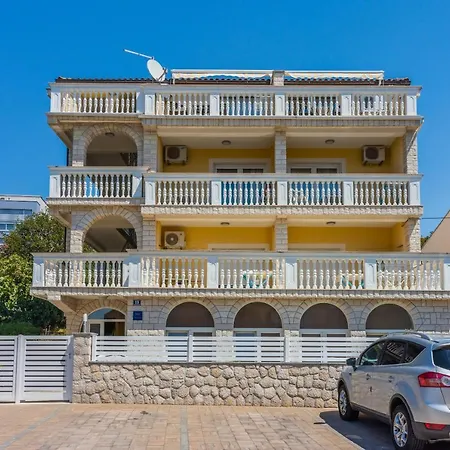 Kijara Apartmani Crikvenica Exterior photo