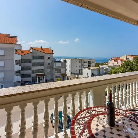 Kijara Apartmani Crikvenica Exterior photo